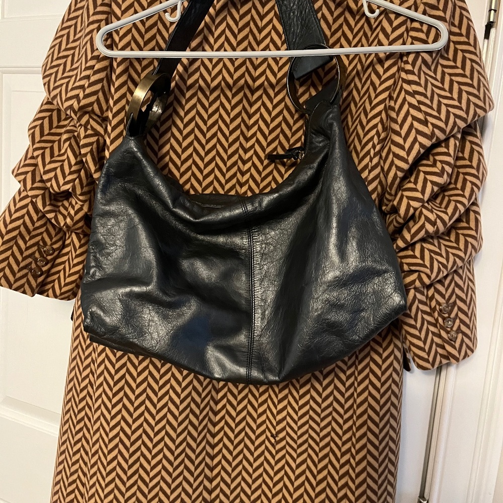 Almas shoulder bag - buttery leather